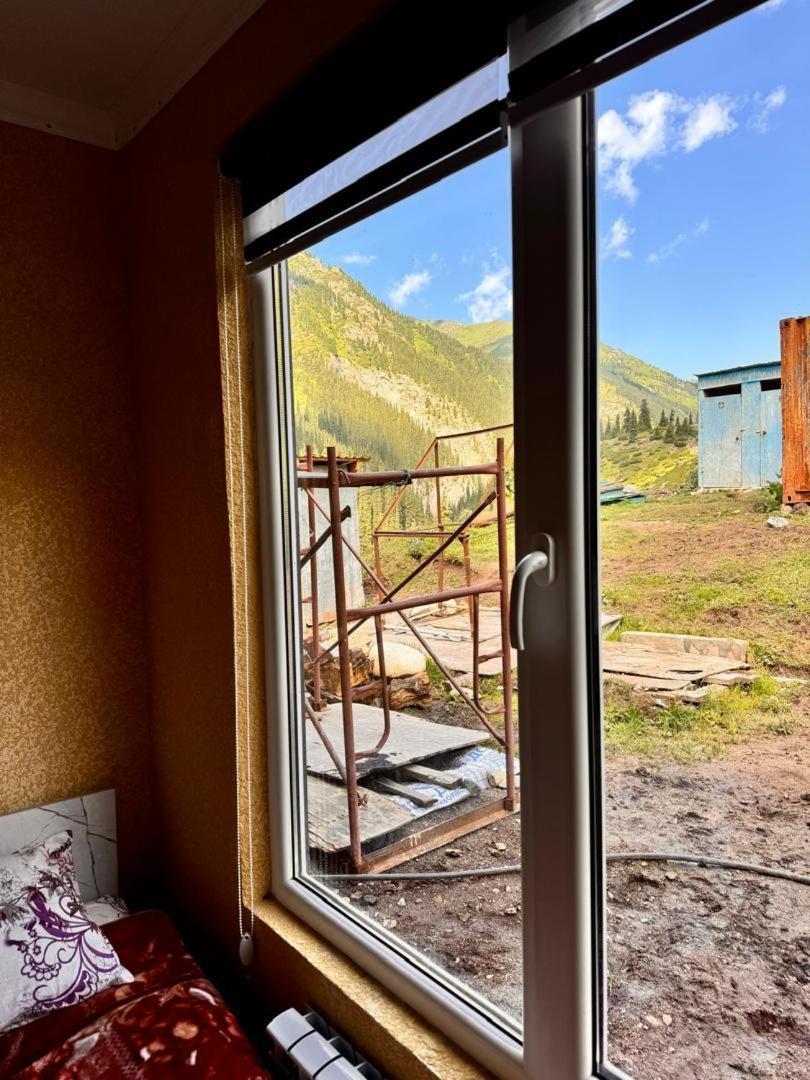 Ala-Kul Guesthouse In Altyn-Arashan Karakol Extérieur photo