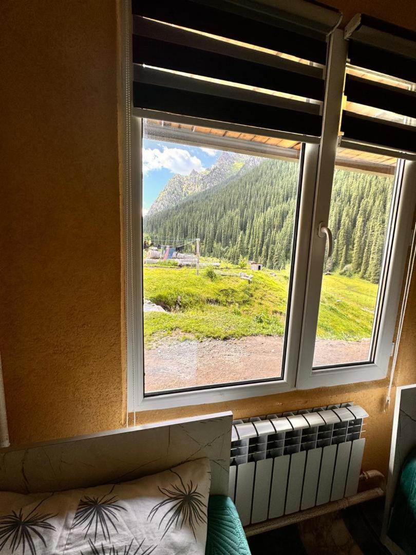 Ala-Kul Guesthouse In Altyn-Arashan Karakol Extérieur photo